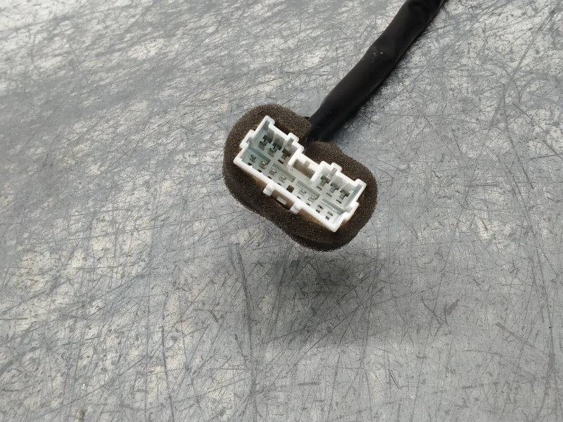 Recambio de mando limpia para ssangyong musso 2.9 turbodiesel cat referencia OEM IAM   