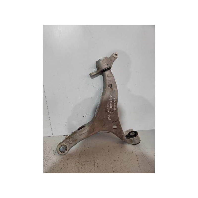 Recambio de brazo suspension inferior delantero derecho para jeep gr.cherokee (wk) 3.0 crd limited referencia OEM IAM 04877716A 