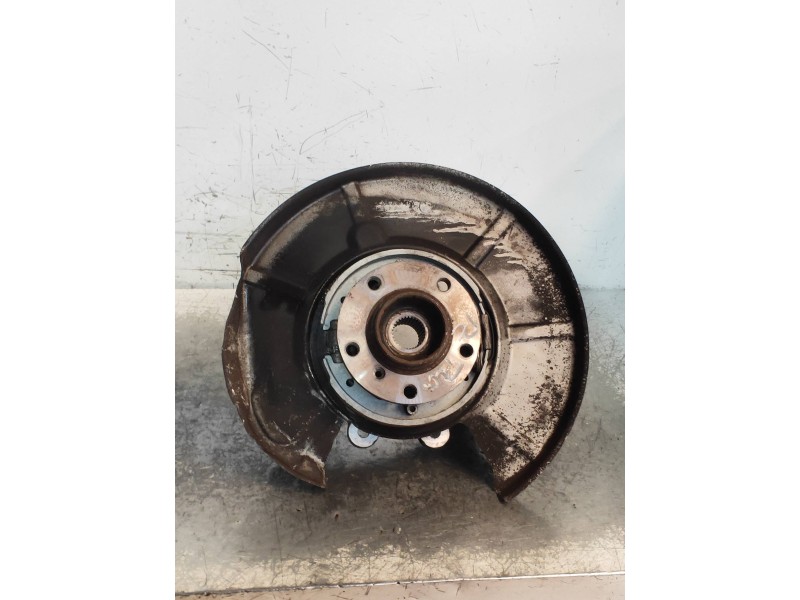 Recambio de mangueta trasera izquierda para bmw serie 7 (e65/e66) 735i referencia OEM IAM   
