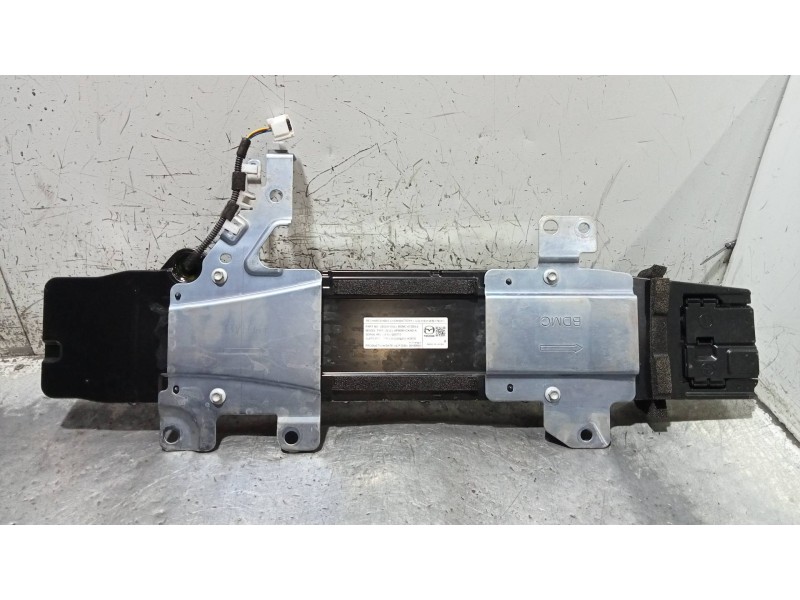 Recambio de bateria para mazda cx-30 selection 2wd referencia OEM IAM BDMC67ZB3E AP00901CKA01A 