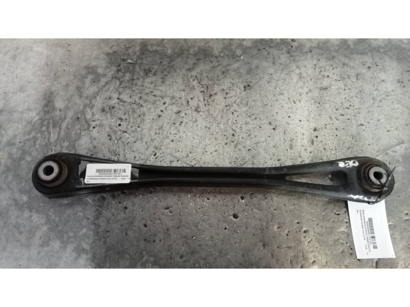 Recambio de brazo suspension superior trasero derecho para volkswagen touareg (7l6) tdi r5 referencia OEM IAM 7L8501529A  