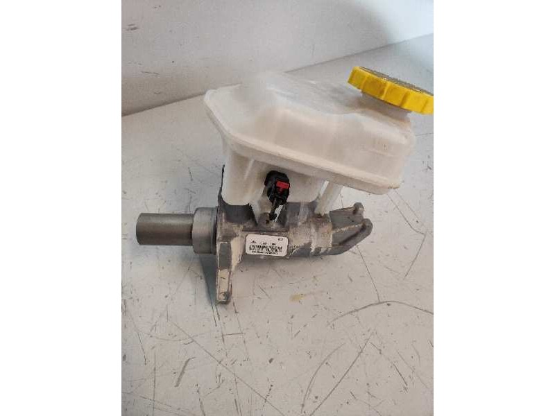 Recambio de bomba freno para jeep gr.cherokee (wk) 3.0 crd limited referencia OEM IAM 26415800083  68207364AA