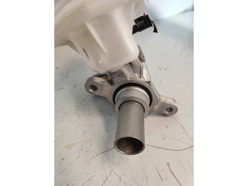 Recambio de bomba freno para jeep gr.cherokee (wk) 3.0 crd limited referencia OEM IAM 26415800083  68207364AA
