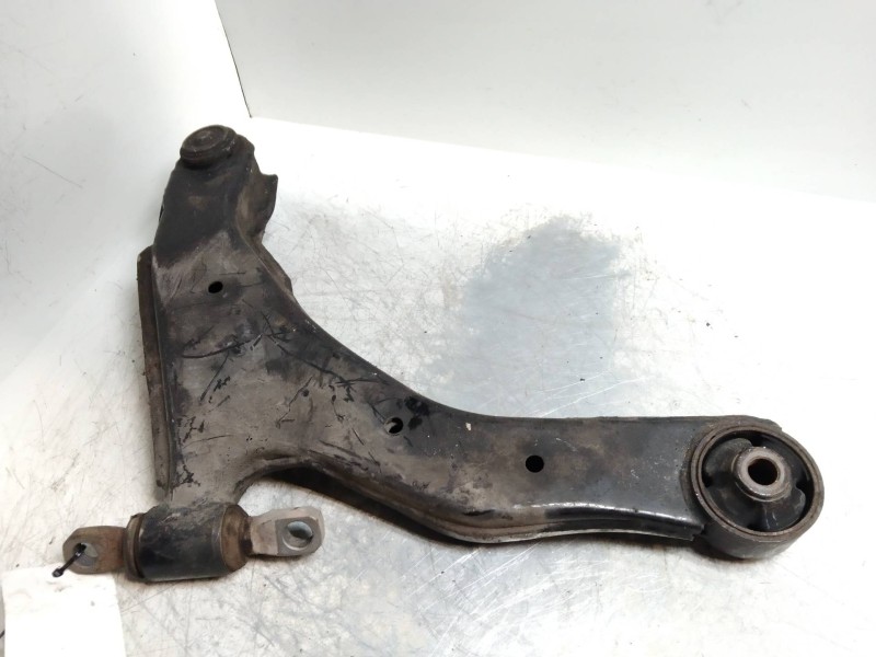 Recambio de brazo suspension inferior delantero izquierdo para hyundai coupe (gk) 1.6 fx referencia OEM IAM   