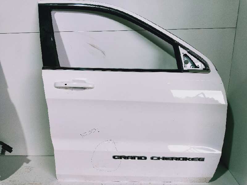 Recambio de puerta delantera derecha para jeep gr.cherokee (wk) 3.0 crd limited referencia OEM IAM 68274938AC GR CHEROKEE