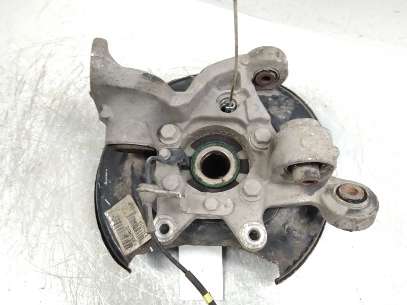 Recambio de mangueta trasera derecha para volvo xc70 2.5 20v turbo cat referencia OEM IAM   