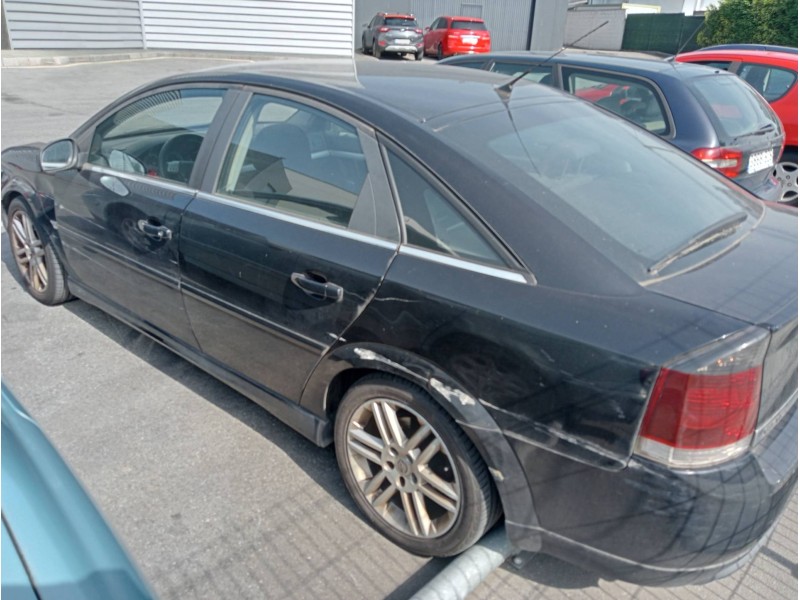 opel vectra c berlina del año 2003