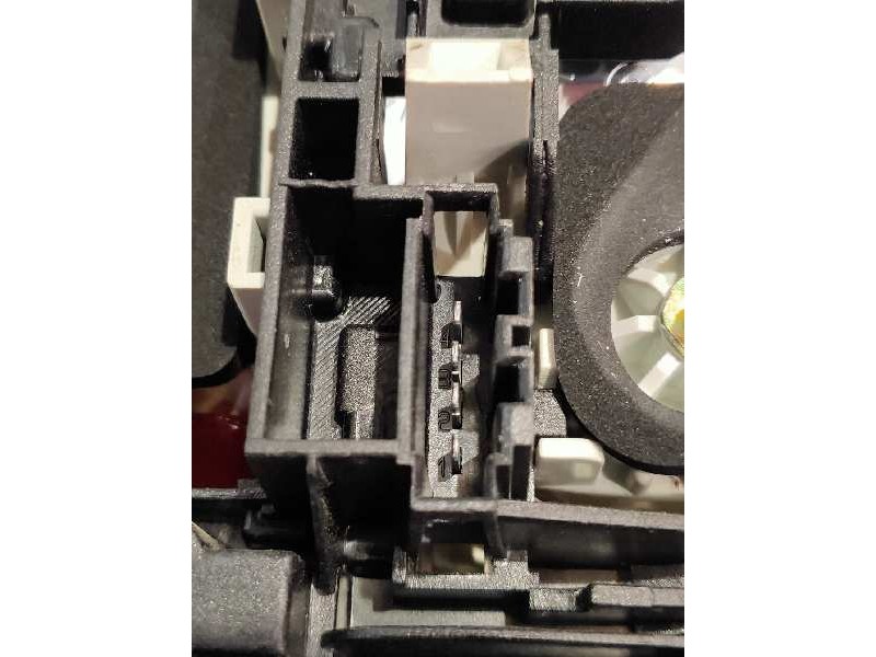 Recambio de piloto trasero izquierdo interior para volkswagen touareg (7la) tdi v10 referencia OEM IAM 7L6945093H  