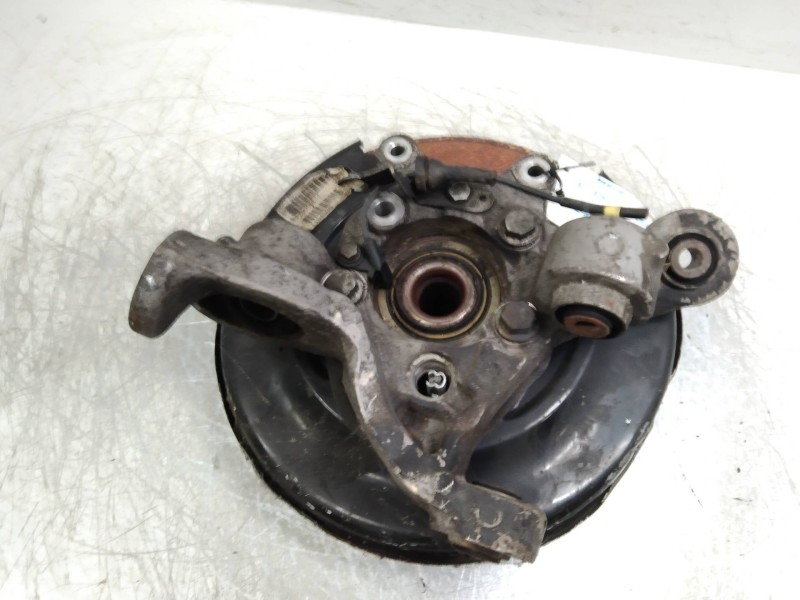 Recambio de mangueta trasera izquierda para volvo v70 familiar 2.5 d referencia OEM IAM    Recambio de mangueta trasera izquierda para volvo v70 familiar 2.5 d referencia OEM IAM