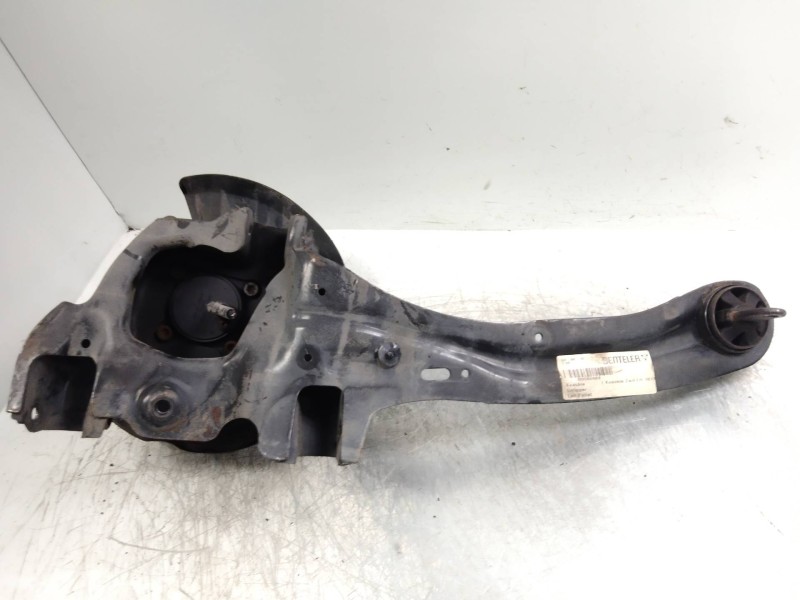 Recambio de mangueta trasera izquierda para volvo v50 familiar 2.0 diesel cat referencia OEM IAM   