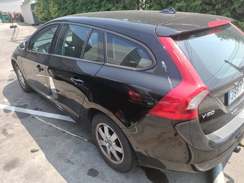 volvo v60 kombi del año 2014