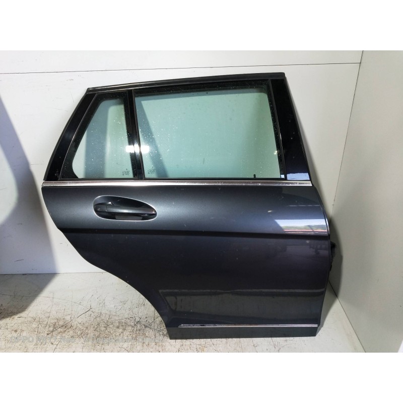 Recambio de puerta trasera derecha para mercedes clase c (w204) familiar 220 t cdi (204.208) referencia OEM IAM  5P RANCHERA 