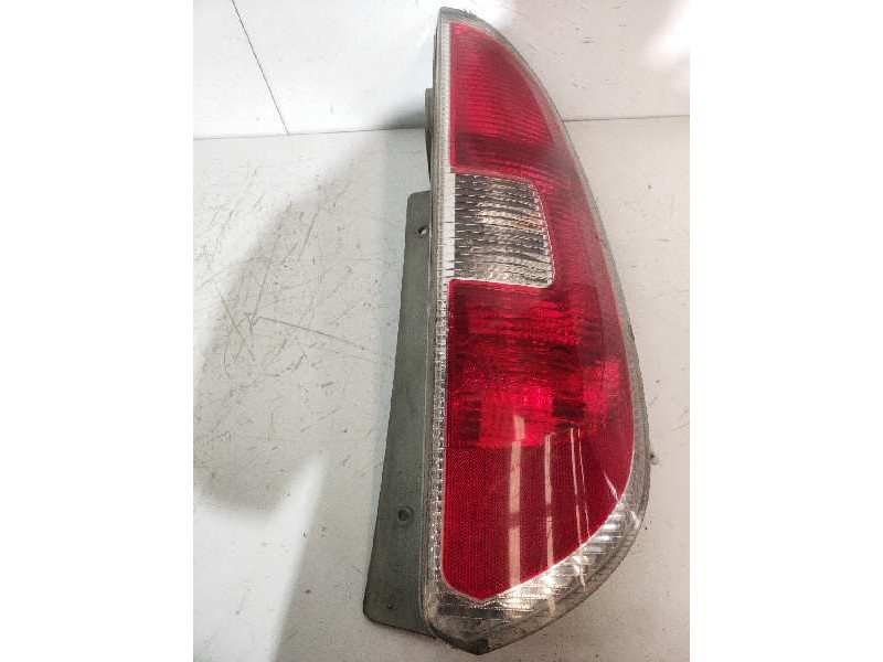 Recambio de piloto trasero derecho para skoda praktik 1.4 tdi referencia OEM IAM 945096 5JZ945112 