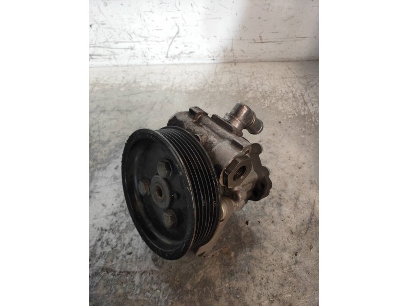 Recambio de bomba direccion para bmw serie 7 (e65/e66) 735i referencia OEM IAM 7696974105 675617501 