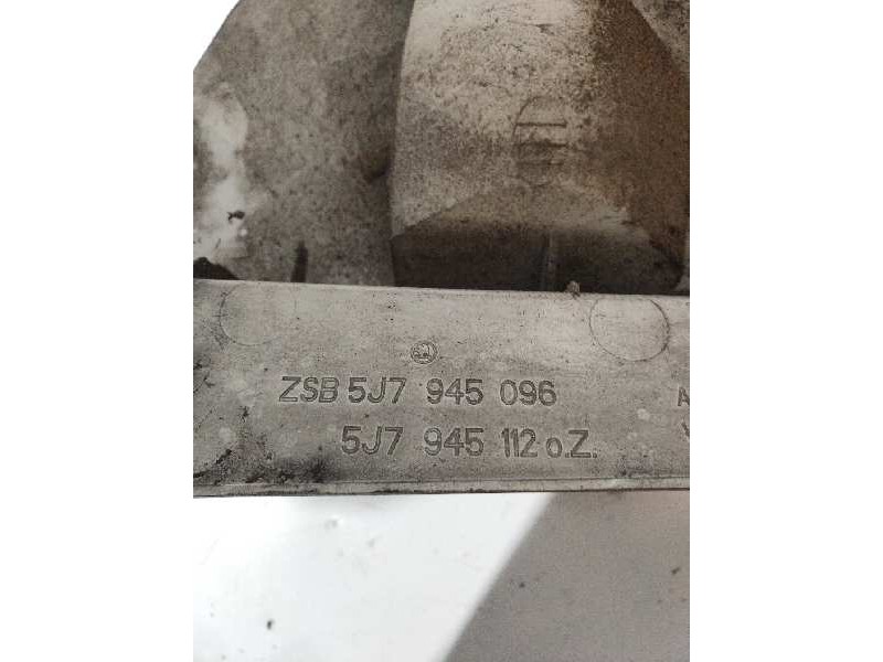Recambio de piloto trasero derecho para skoda praktik 1.4 tdi referencia OEM IAM 945096 5JZ945112 