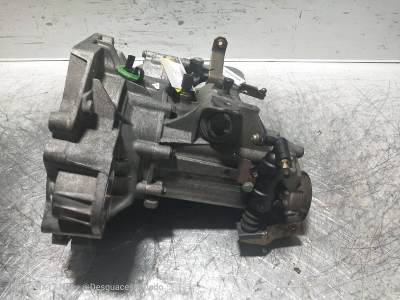 Recambio de caja cambios para seat cordoba berlina (6k2) sport referencia OEM IAM DUV 23031 144