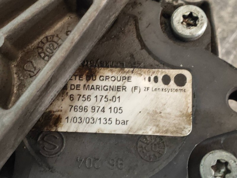 Recambio de bomba direccion para bmw serie 7 (e65/e66) 735i referencia OEM IAM 7696974105 675617501 