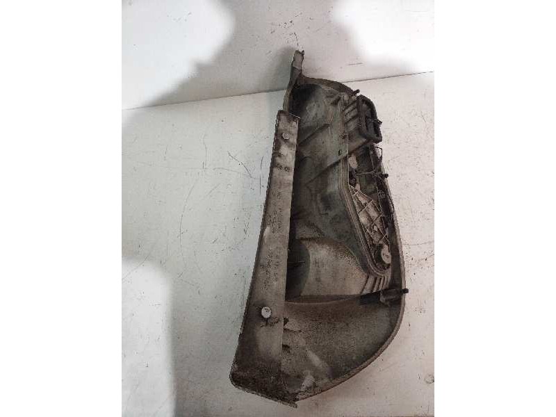 Recambio de piloto trasero izquierdo para skoda praktik 1.4 tdi referencia OEM IAM 5J7945095 5J7945111 