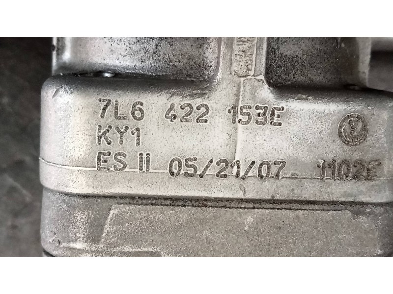 Recambio de bomba direccion para volkswagen touareg (7l6) tdi r5 referencia OEM IAM 7L6422153E  