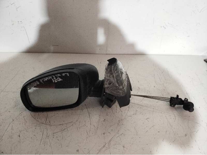 Recambio de retrovisor izquierdo para skoda praktik 1.4 tdi referencia OEM IAM 10389  