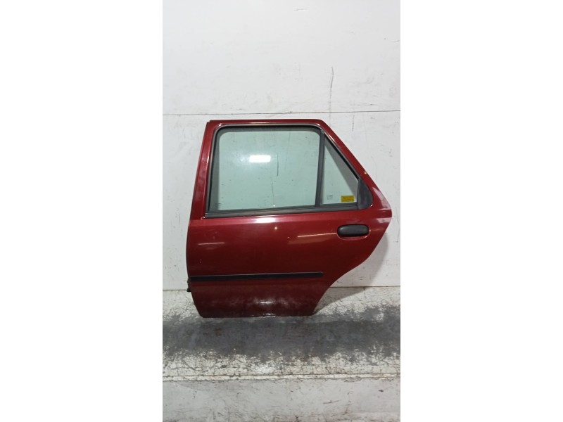 Recambio de puerta trasera izquierda para ford fiesta berlina ghia referencia OEM IAM   5P