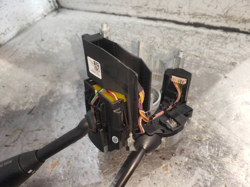 Recambio de mando luces para mercedes clase cls (w219) 320 cdi (219.322) referencia OEM IAM A1715402245  