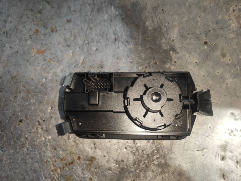 Recambio de mando luces para mercedes clase cls (w219) 320 cdi (219.322) referencia OEM IAM A2195450304 04059110 