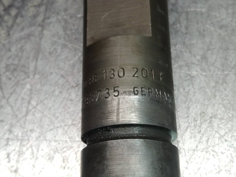 Recambio de inyector para seat leon (1m1) stella referencia OEM IAM 038130201F 0432193735 