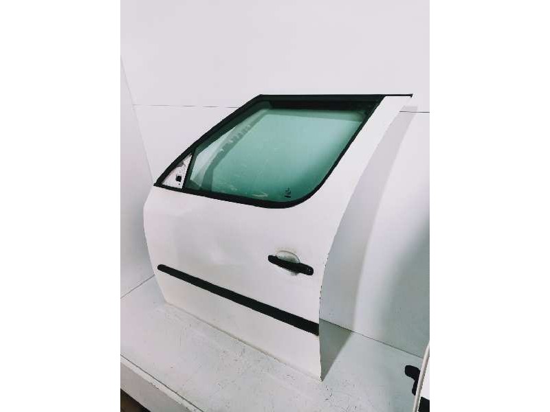 Recambio de puerta delantera izquierda para skoda praktik 1.4 tdi referencia OEM IAM   
