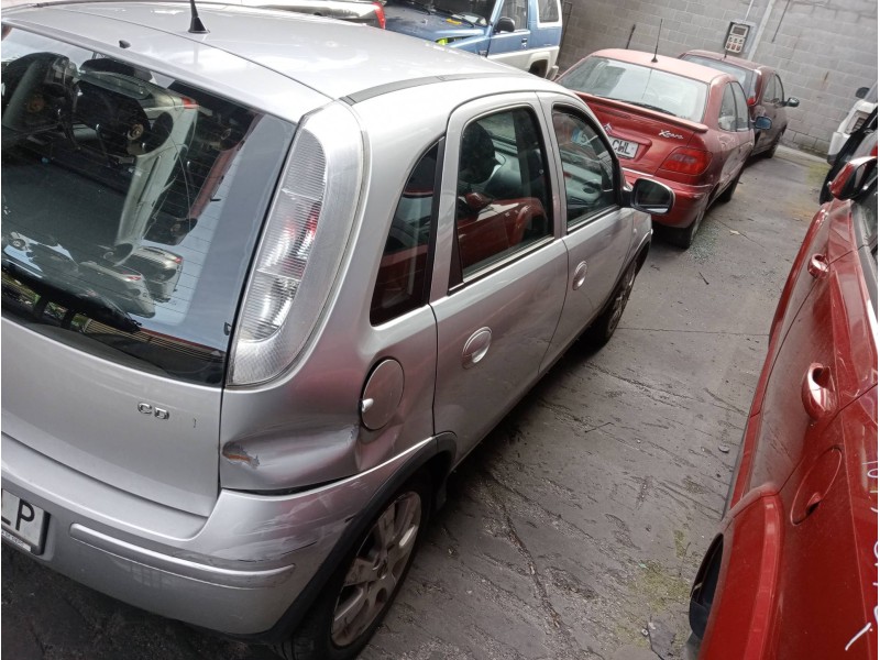 opel corsa c del año 2005