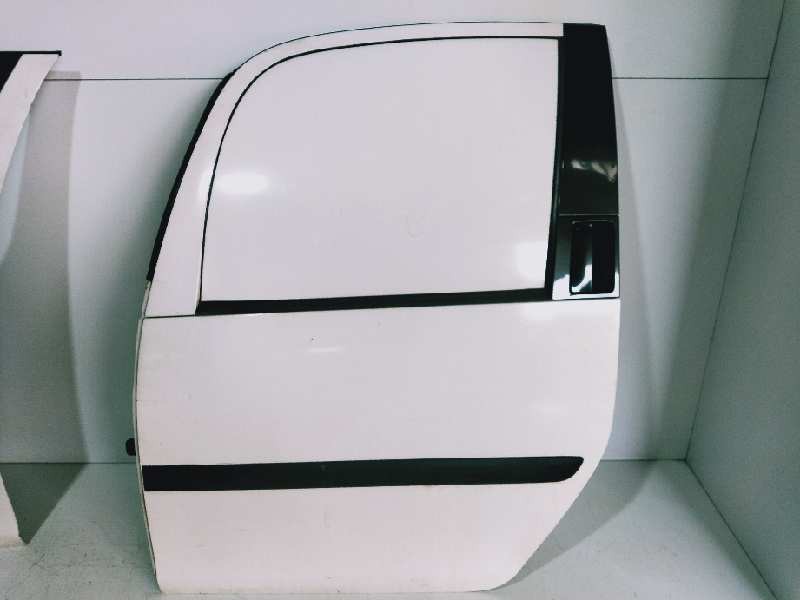 Recambio de puerta trasera izquierda para skoda praktik 1.4 tdi referencia OEM IAM   