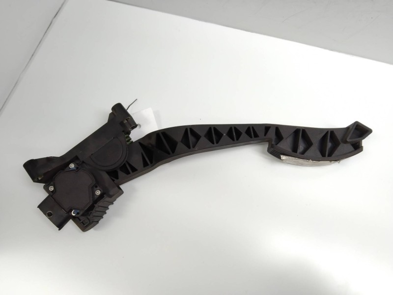 Recambio de potenciometro pedal para alfa romeo 147 (190) 1.6 16v cat referencia OEM IAM 0281002380 46755863 