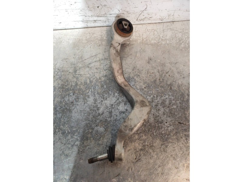 Recambio de brazo suspension superior delantero derecho para bmw serie 7 (e65/e66) 735i referencia OEM IAM   