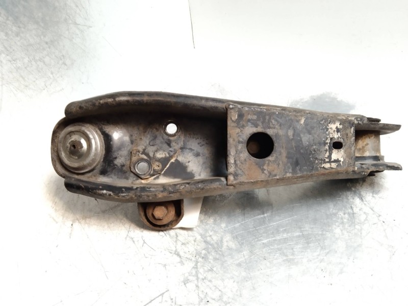 Recambio de brazo suspension inferior delantero izquierdo para hyundai h 100 2.5 diesel referencia OEM IAM   