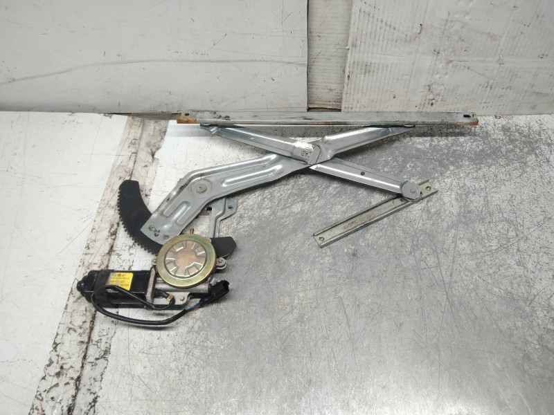 Recambio de elevalunas delantero derecho para ssangyong musso 2.9 turbodiesel cat referencia OEM IAM   5P