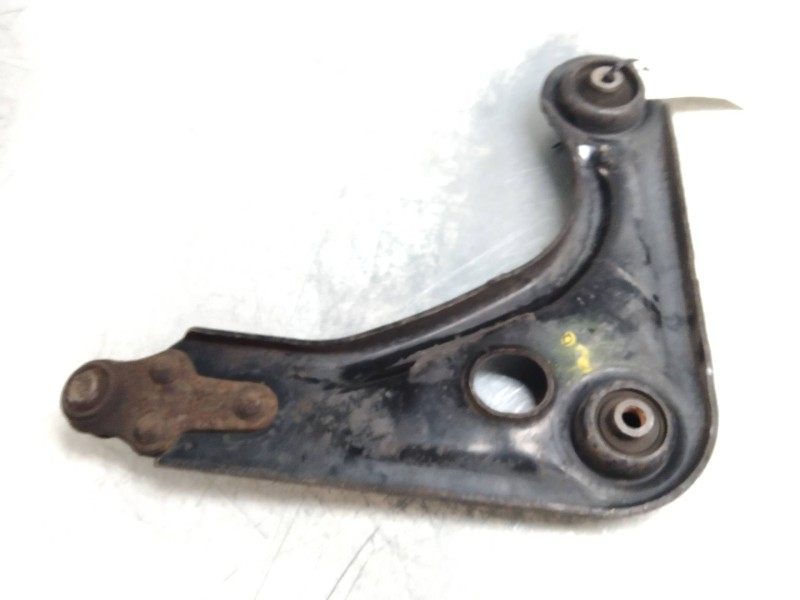 Recambio de brazo suspension inferior delantero izquierdo para ford ka (ccq) básico referencia OEM IAM   