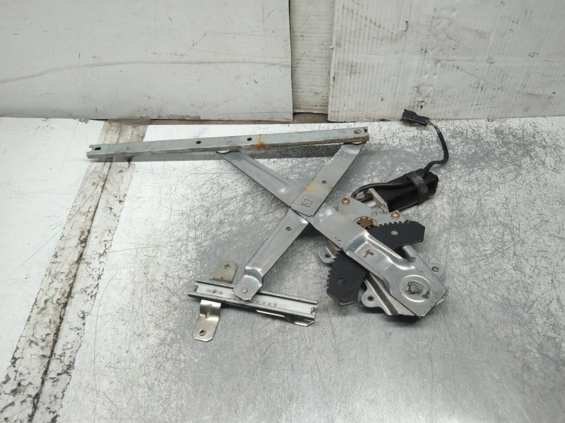 Recambio de elevalunas trasero izquierdo para ssangyong musso 2.9 turbodiesel cat referencia OEM IAM 8810005002  5P