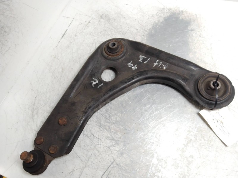 Recambio de brazo suspension inferior delantero izquierdo para ford ka (ccq) 1.3 cat referencia OEM IAM   