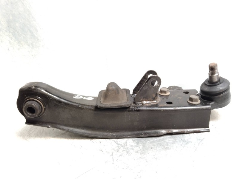Recambio de brazo suspension inferior delantero derecho para hyundai h 1 2.5 crdi cat referencia OEM IAM   