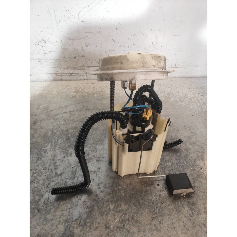 Recambio de bomba combustible para mercedes clase c (w204) familiar 220 t cdi (204.208) referencia OEM IAM 1582881 A2044700594 