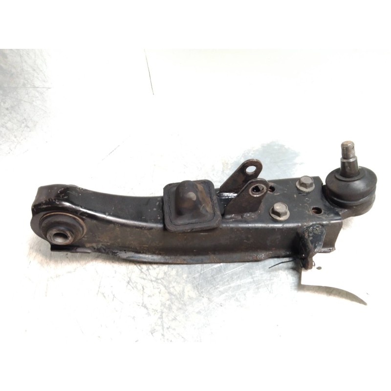 Recambio de brazo suspension inferior delantero izquierdo para hyundai h 1 2.5 crdi cat referencia OEM IAM   