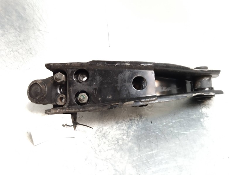 Recambio de brazo suspension inferior delantero izquierdo para hyundai h 1 2.5 crdi cat referencia OEM IAM   