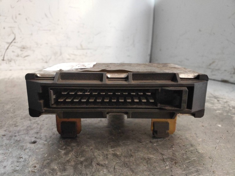 Recambio de modulo electronico para ford scorpio ghia berlina referencia OEM IAM I0C909AA 85GG 