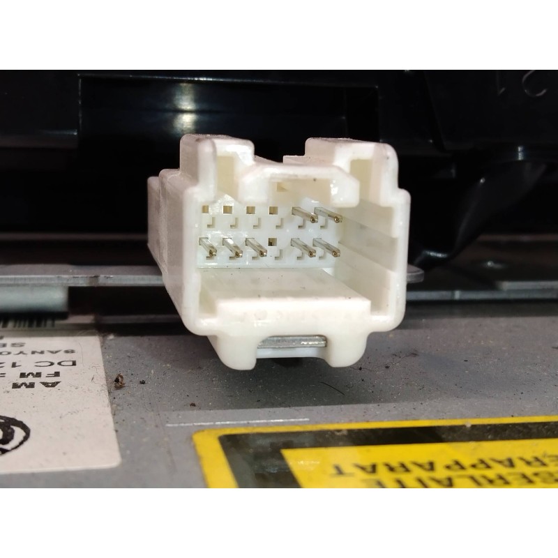 Recambio de sistema audio / radio cd para mazda 3 berlina (bk) 2.0 crdt sportive referencia OEM IAM 14794008  