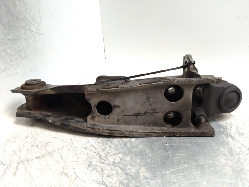Recambio de brazo suspension inferior delantero izquierdo para hyundai h 1 referencia OEM IAM   