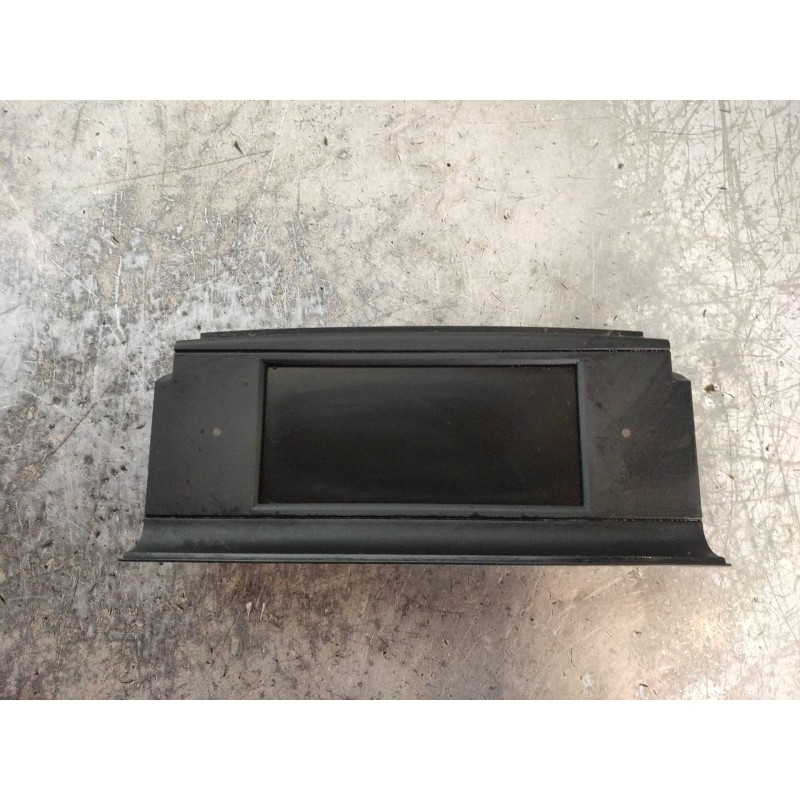 Recambio de pantalla multifuncion para mercedes clase c (w204) familiar 220 t cdi (204.208) referencia OEM IAM A2048204297 A2048