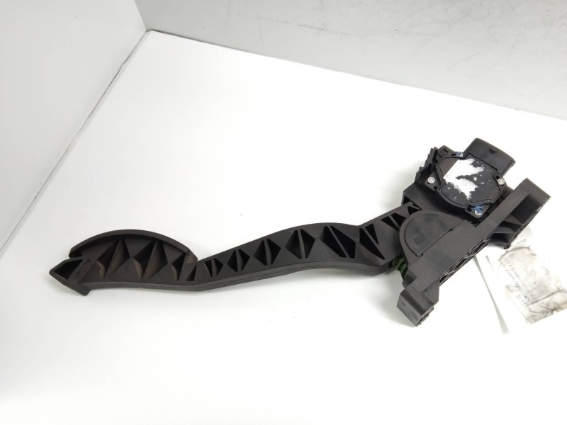 Recambio de potenciometro pedal para alfa romeo 147 (190) 1.9 jtd cat referencia OEM IAM 0281002380 46755863 