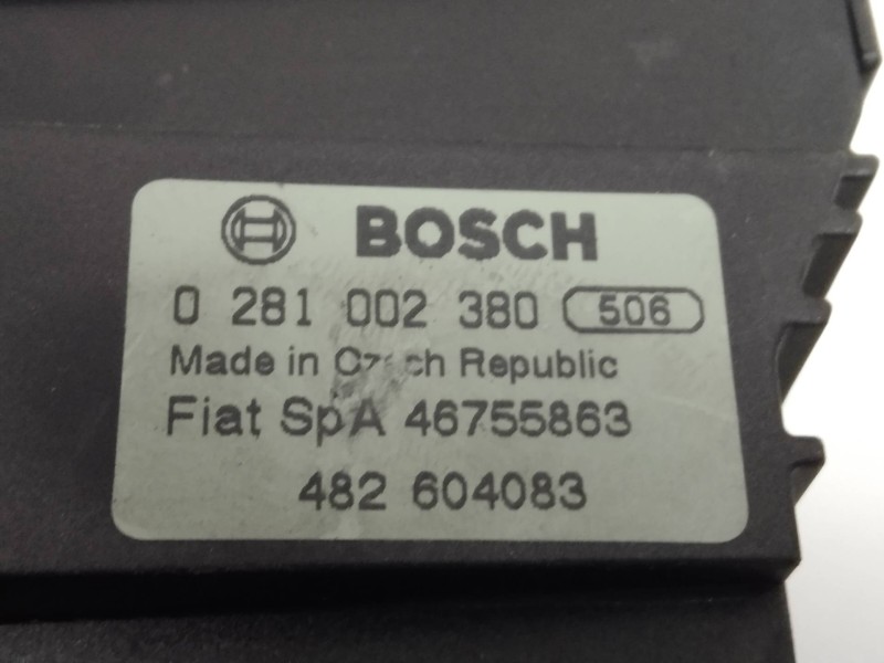 Recambio de potenciometro pedal para alfa romeo 147 (190) 1.9 jtd cat referencia OEM IAM 0281002380 46755863 