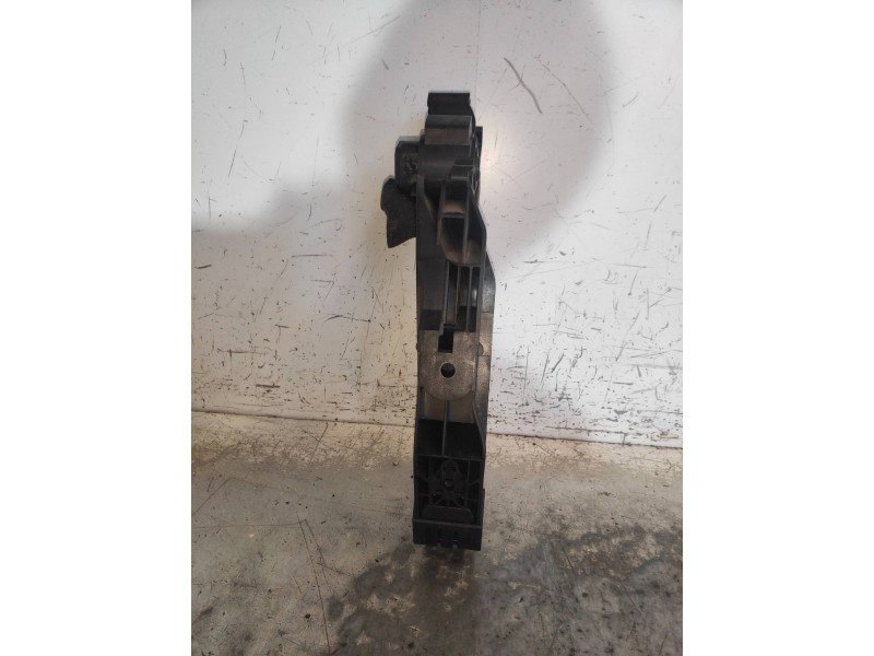 Recambio de potenciometro pedal para mercedes clase cls (w219) 320 cdi (219.322) referencia OEM IAM A2113000904  