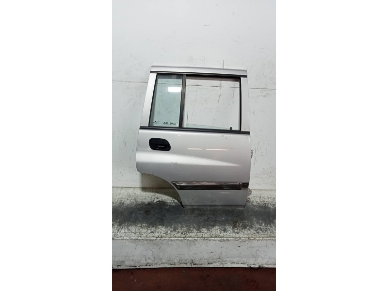 Recambio de puerta trasera derecha para ssangyong musso 2.9 turbodiesel cat referencia OEM IAM   5P
